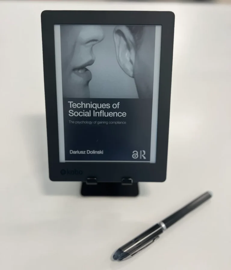 Kobo Aura H2O Edition 2 Review (2024): The E-Reader That Made Splashes
